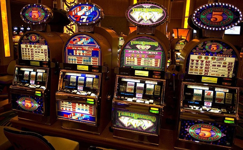 Global slot machine market