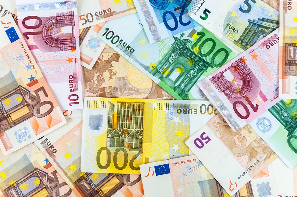 Interkassa fees Interkassa fees can be paid either by customer or by vendor